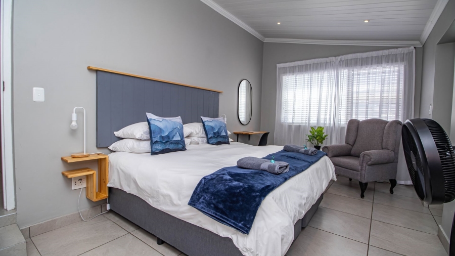 7 Bedroom Property for Sale in Knysna Central Western Cape